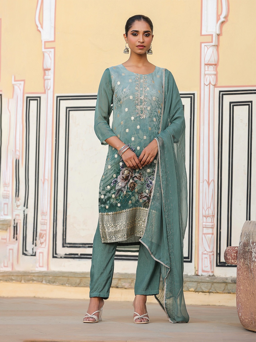 

SCAKHI Floral Embroidred Straight Kurta & Trousers With Dupatta, Teal