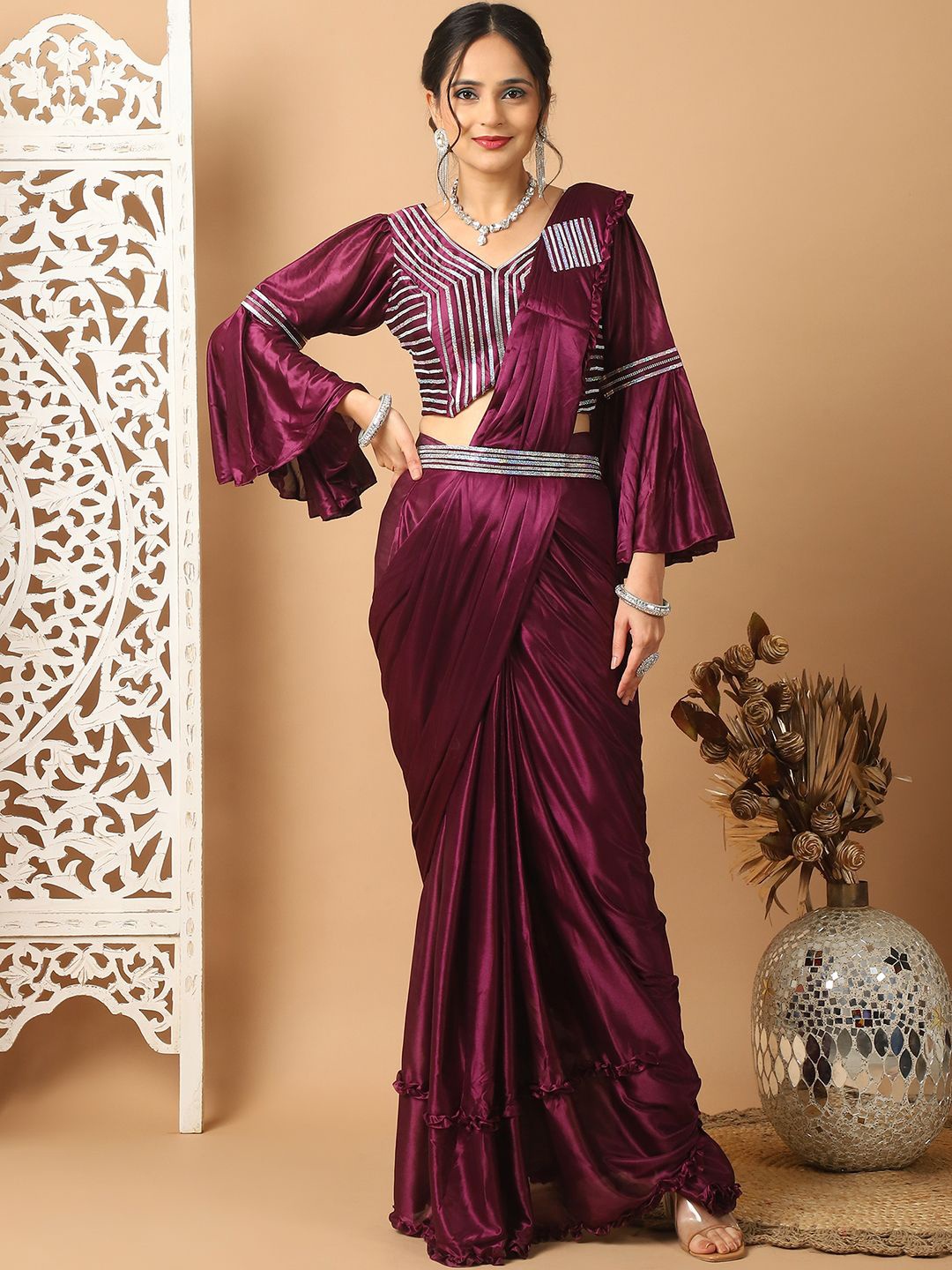 

Mitera Sequinned Ready to Wear Saree, Burgundy