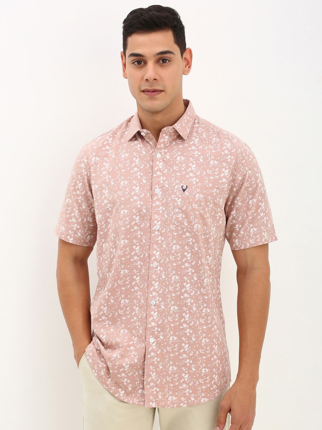 

Allen Solly Men Spread Collar Floral Printed Cotton Linen Slim Fit Casual Shirt, Peach