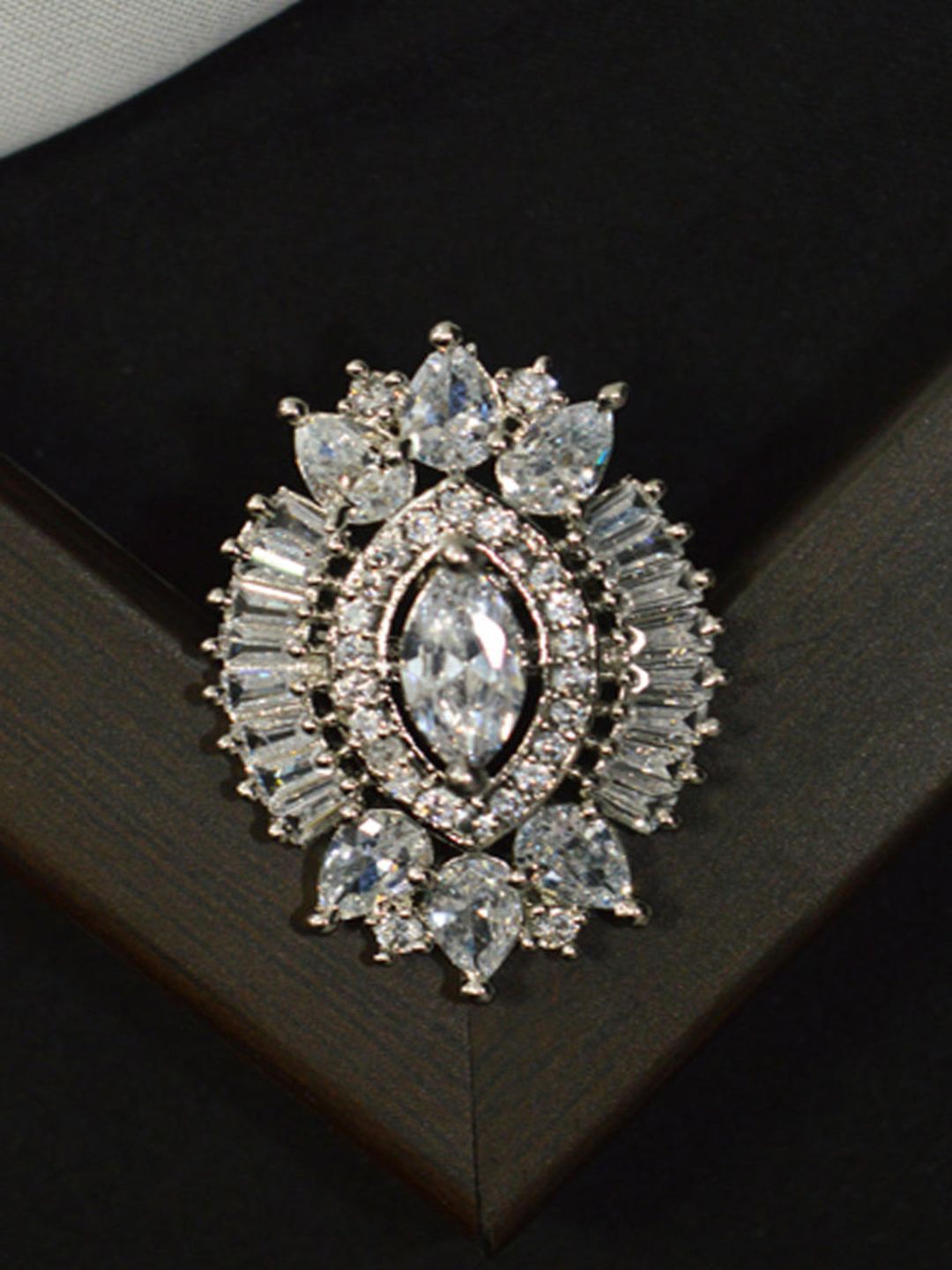 

Niscka Silver-Plated American Diamond Studded Finger Ring