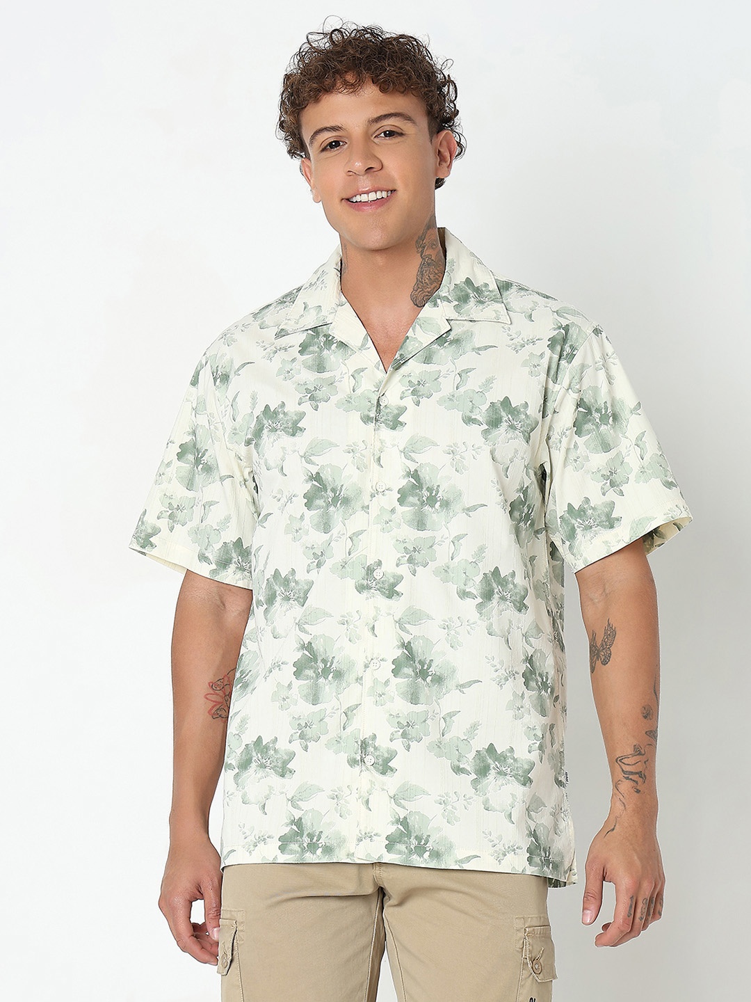

SPYKAR Floral Opaque Printed Casual Shirt, Off white