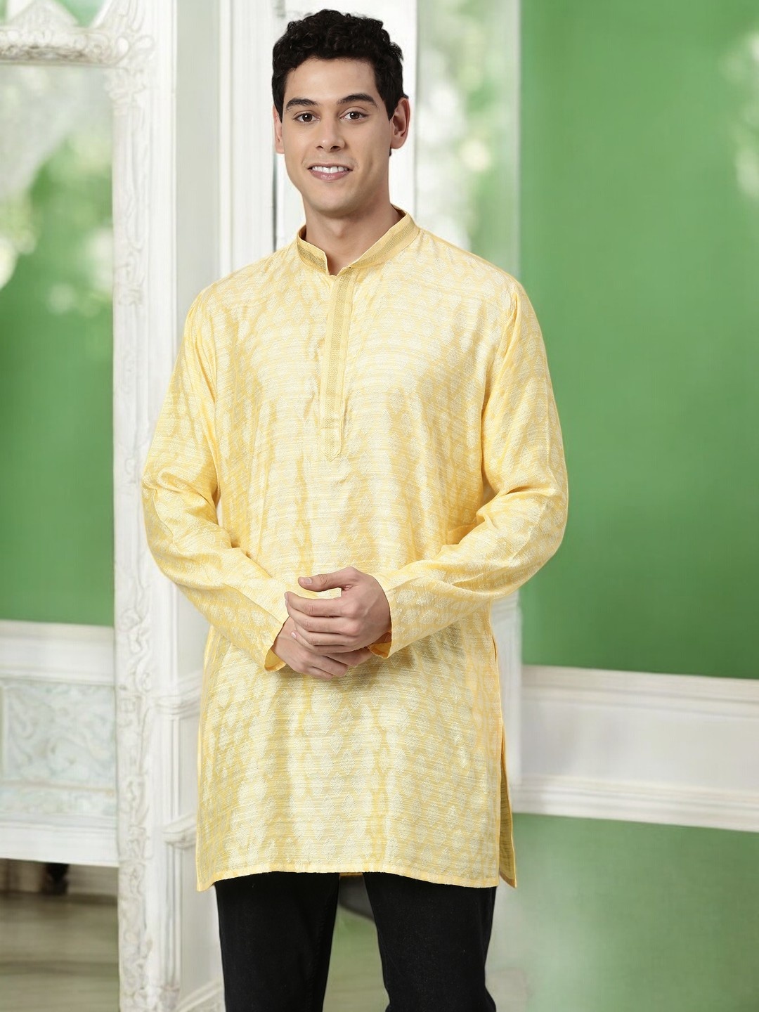 

TATTVA Men Beige Woven Design Cotton Straight Kurta