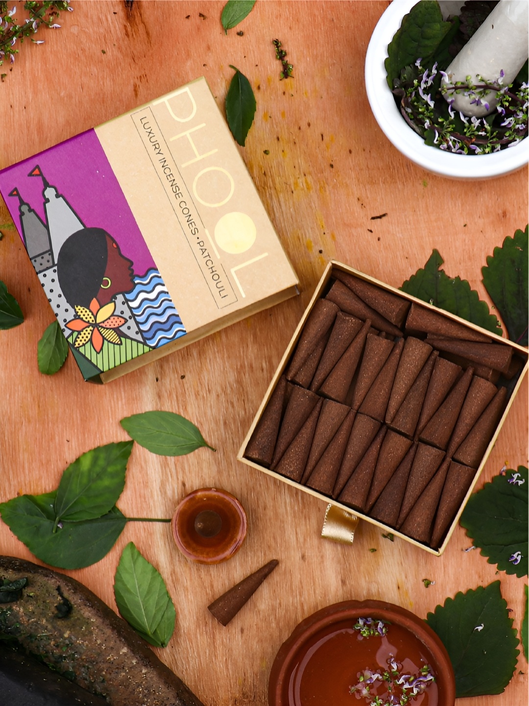 

Phool 40 Pieces Brown Patchouli Natural Incense Cones Pooja Essentials