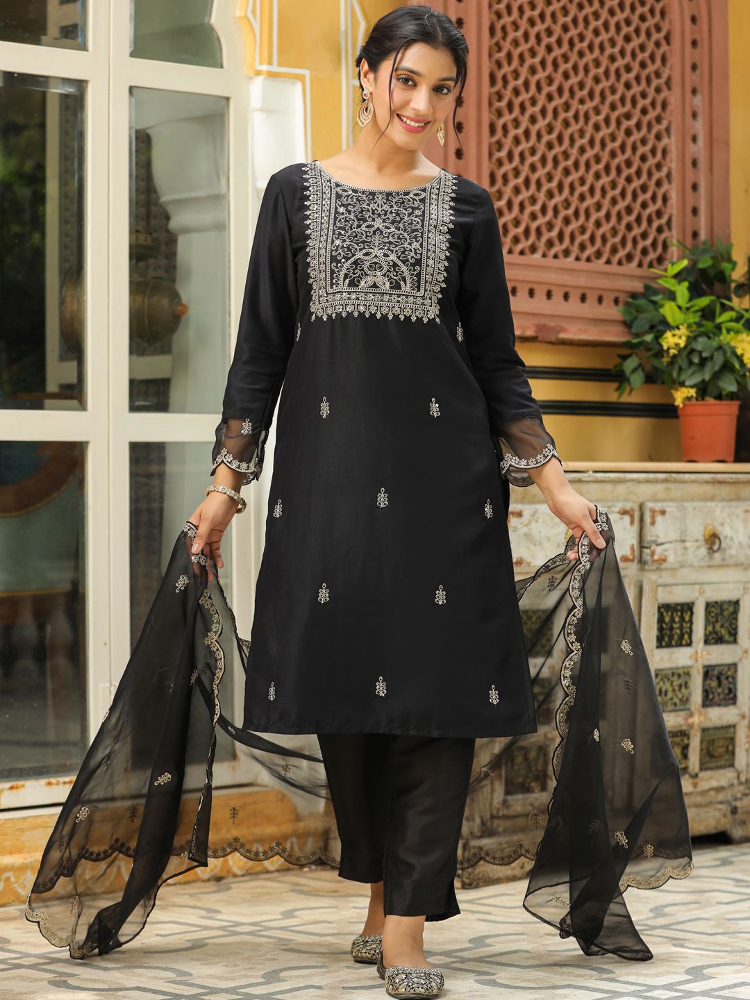 

Janasya Floral Embroidered Sequinned Straight Kurta & Trousers With Dupatta, Black