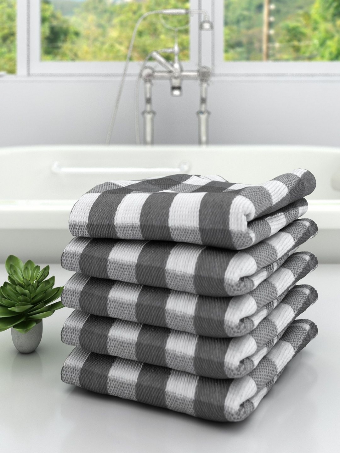 

Aura White & Grey 5 Pieces Striped High Absorbent Cotton 210 GSM Bath Towels