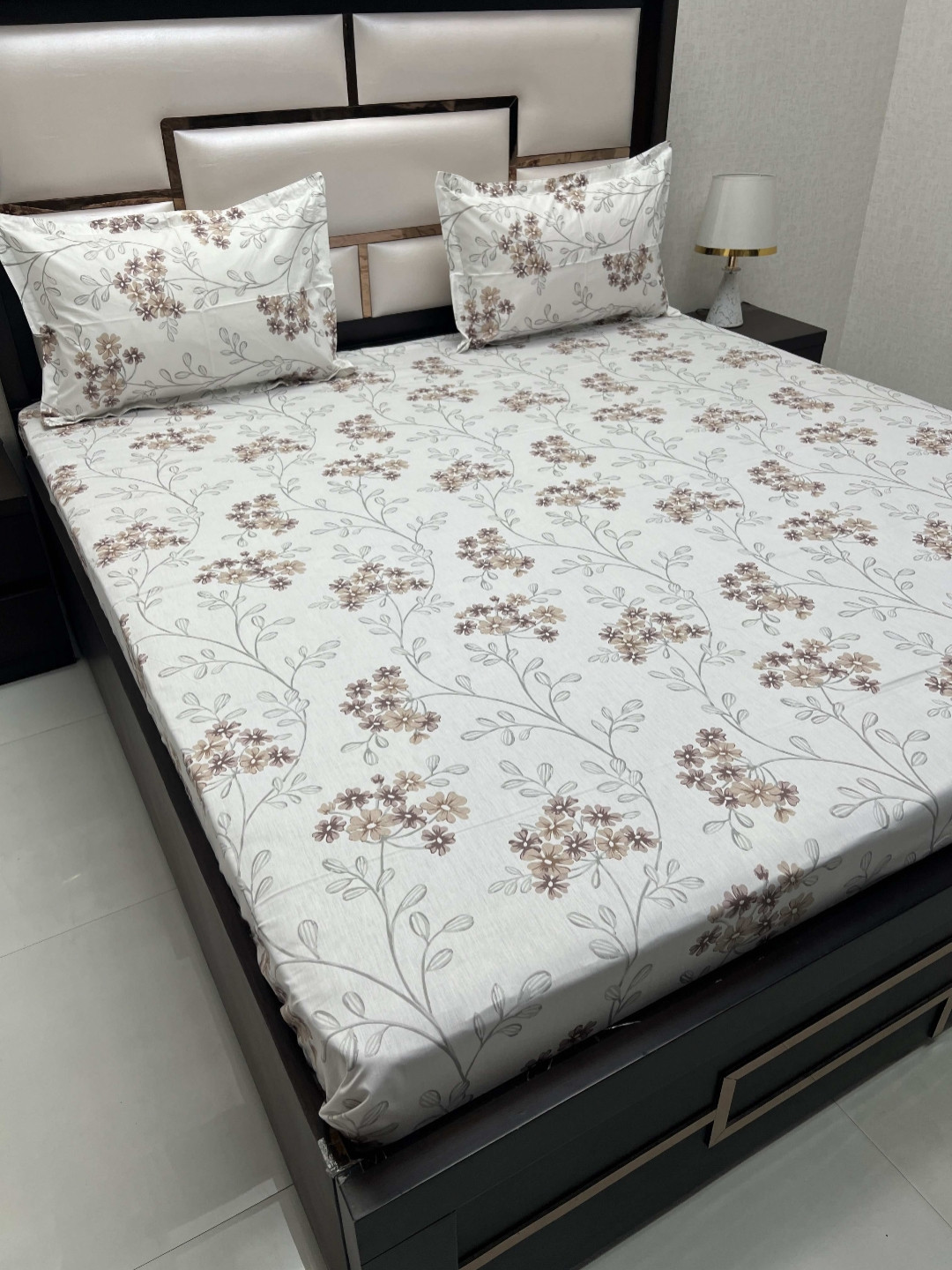 

Pure Decor Villa White Floral Printed Pure Cotton 400 TC King Bedsheet & 2 Pillow Covers