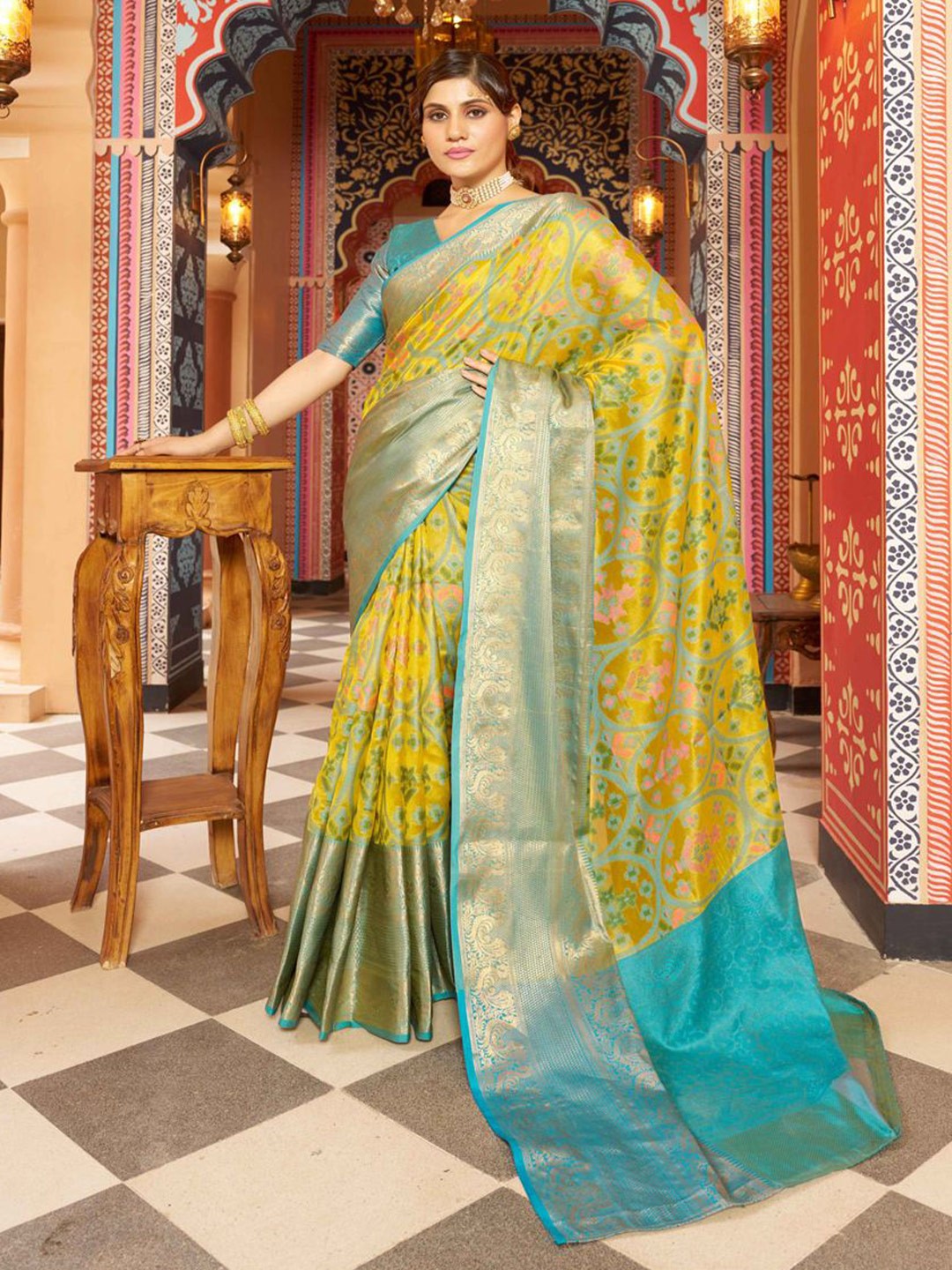 

Krimmple Woven Design Zari Pure Cotton Saree, Yellow