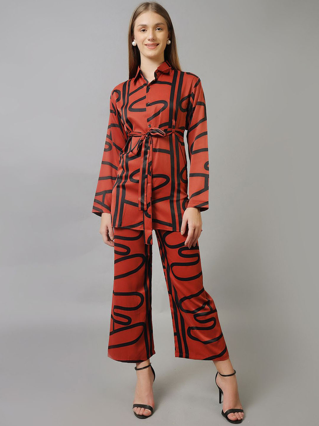 

Softwrap Abstract Pattern Co-Ord Set, Brown