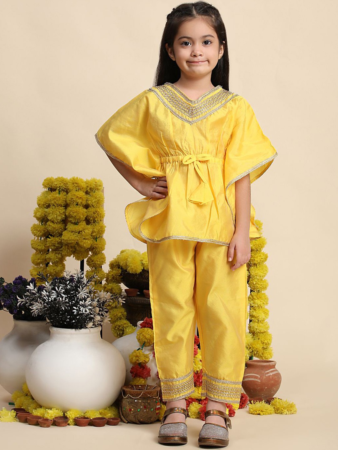 

Cutiekins Girls Kaftan Gotta Patti Silk Kurta with Salwar, Yellow