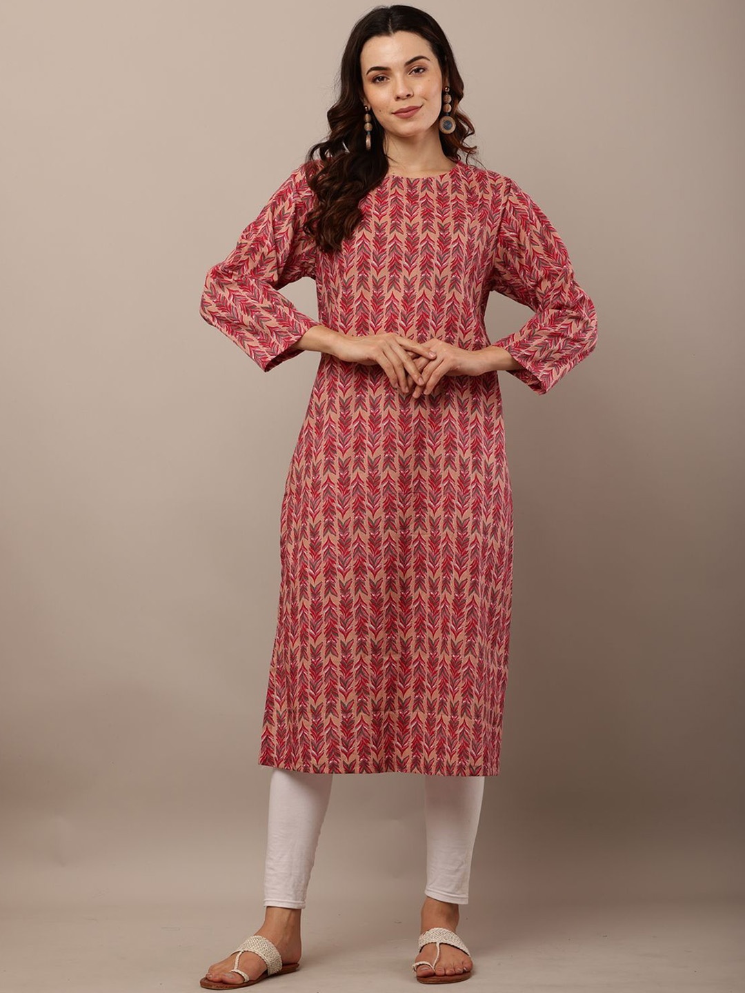 

GulaboJaipur Floral Printed Round Neck Pure Cotton Straight Kurta, Pink