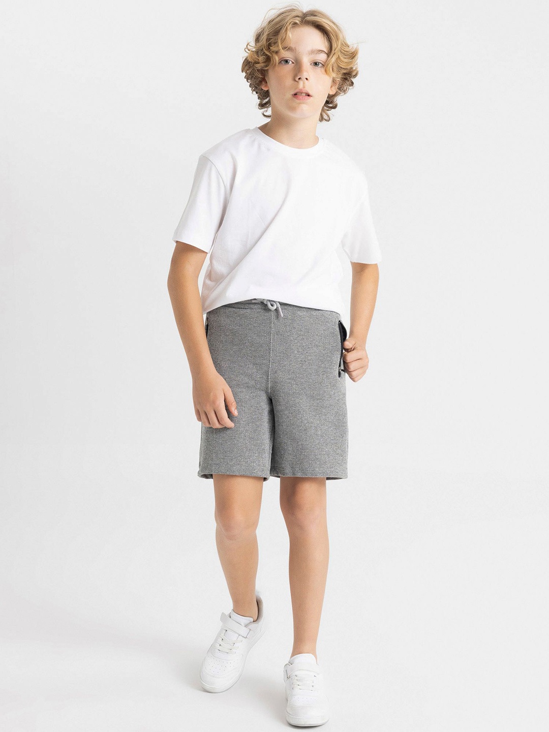 

DeFacto Boys Shorts, Na