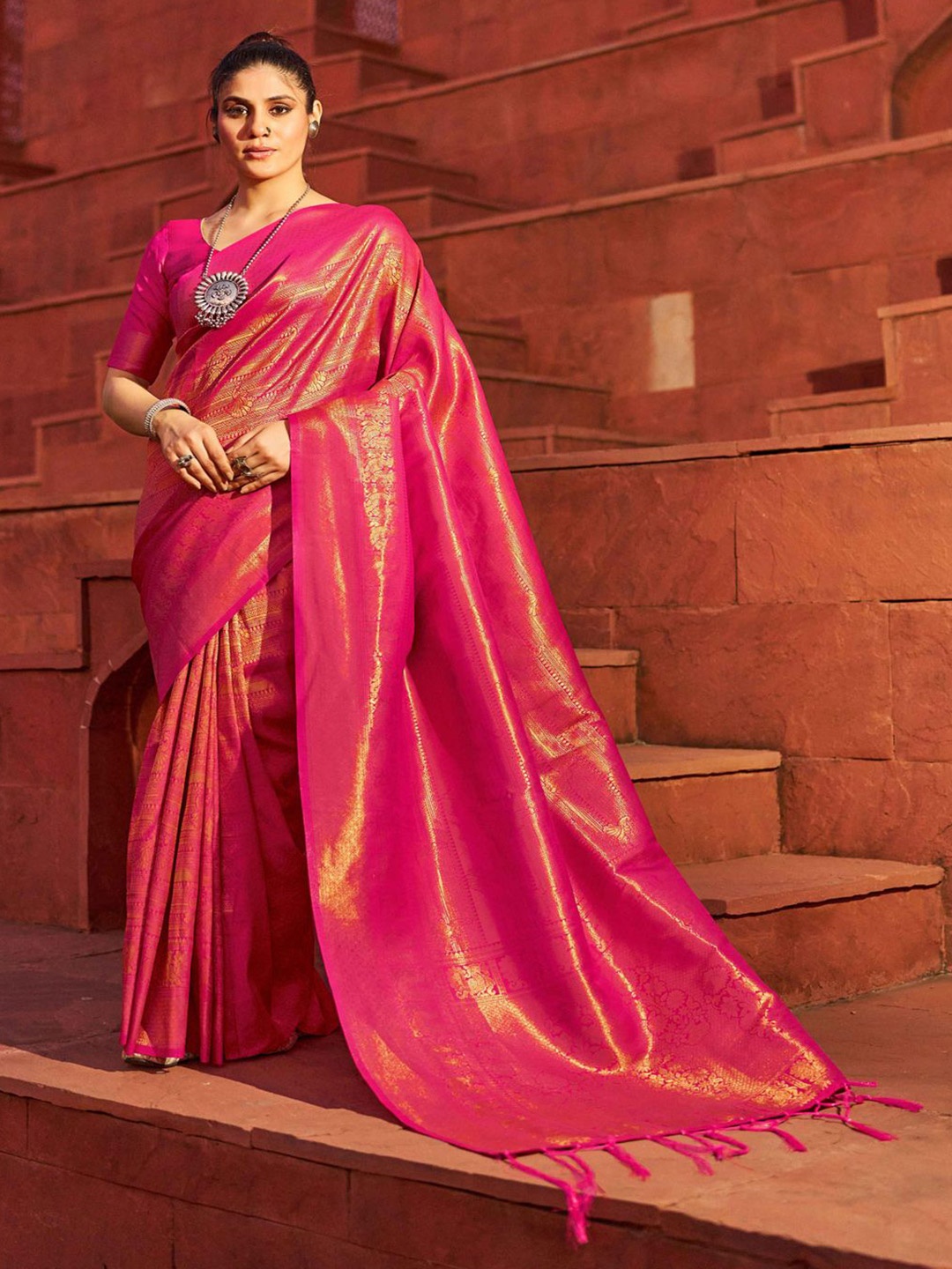 

Krimmple Woven Design Saree With Zari Border, Pink