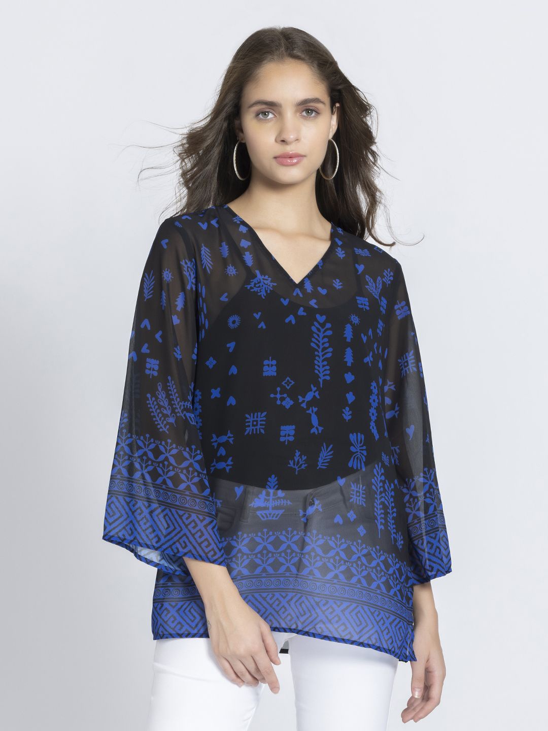 

SHAYE Women Tribal Printed V-Neck Kurti, Black