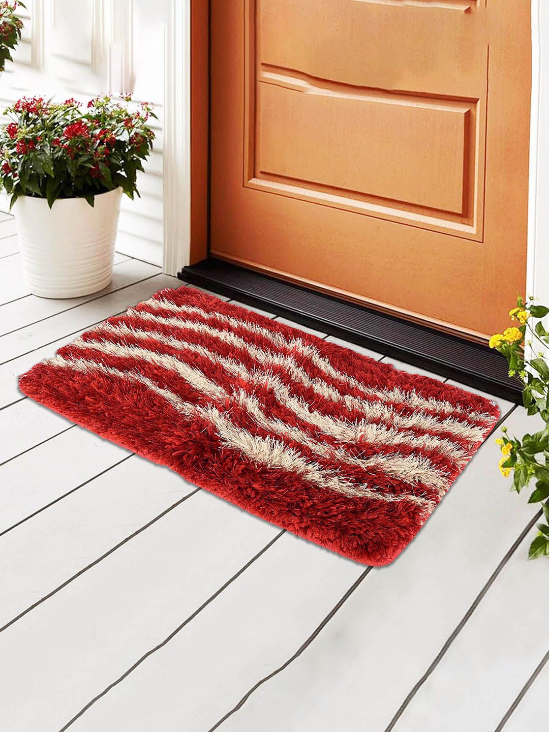 

Kuber Industries Red & Cream-Coloured Printed Velvet Anti Skid Door Mat