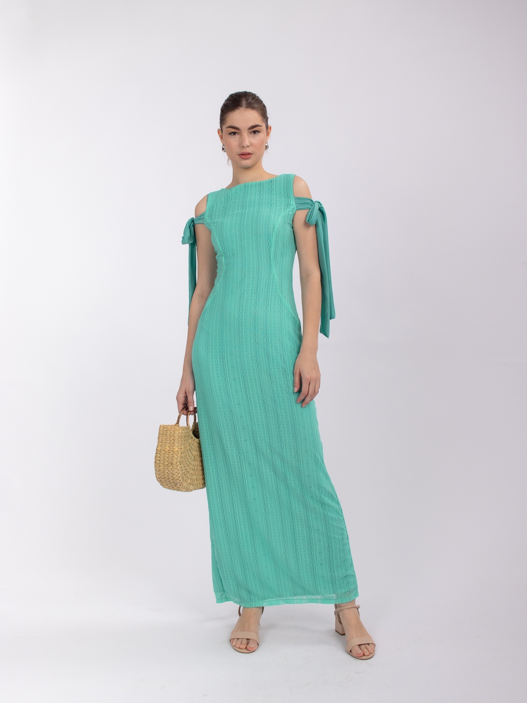 

Stylecast X Hersheinbox Cold-Shoulder Lace Sheath Maxi Dress, Sea green