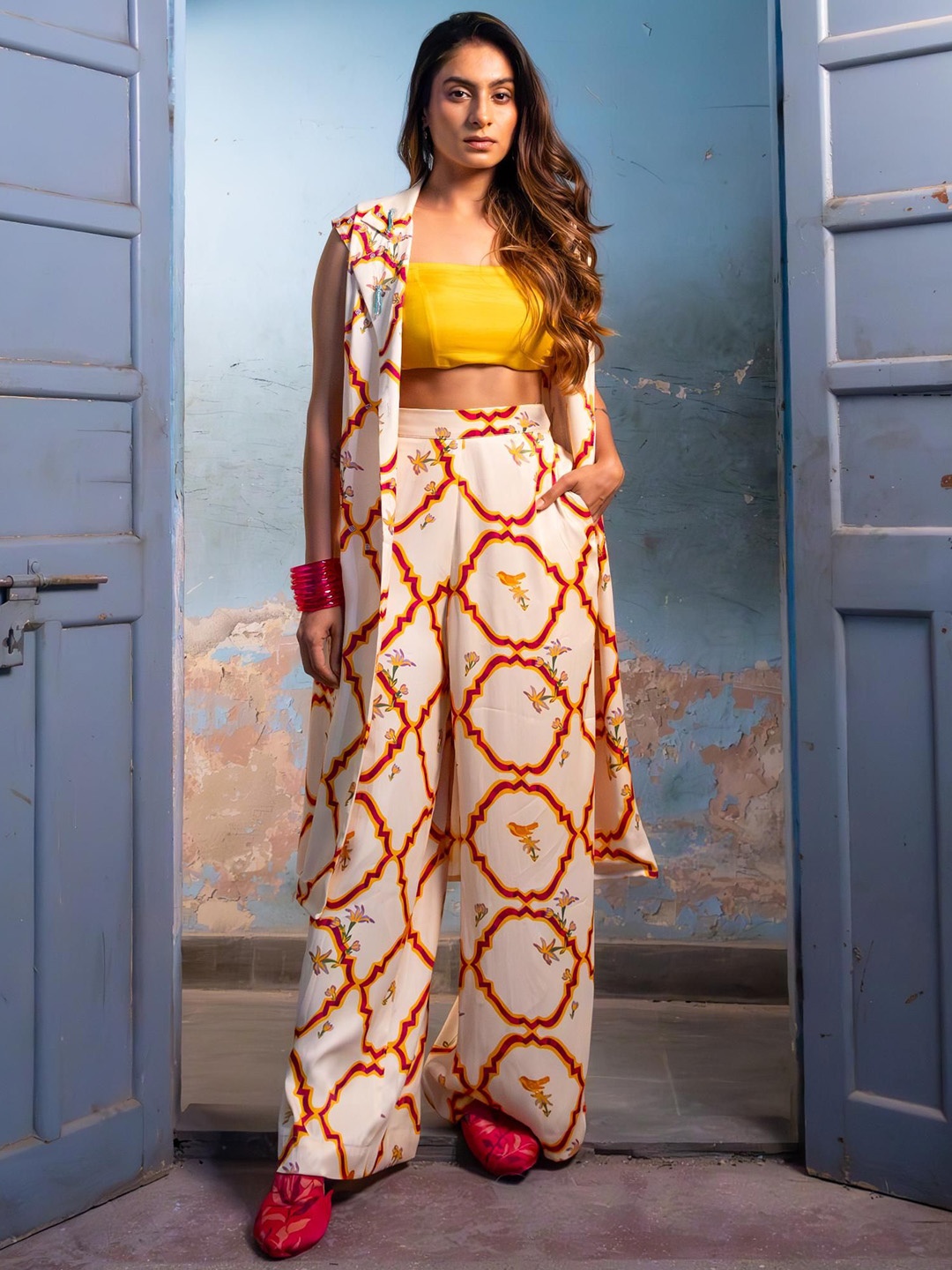 

AMROOD Printed Satin Tunic With Palazzos, Yellow