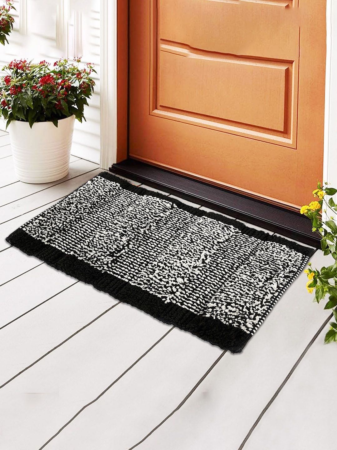 

Kuber Industries Black & White Textured Microfibre Anti-Skid DoorMats