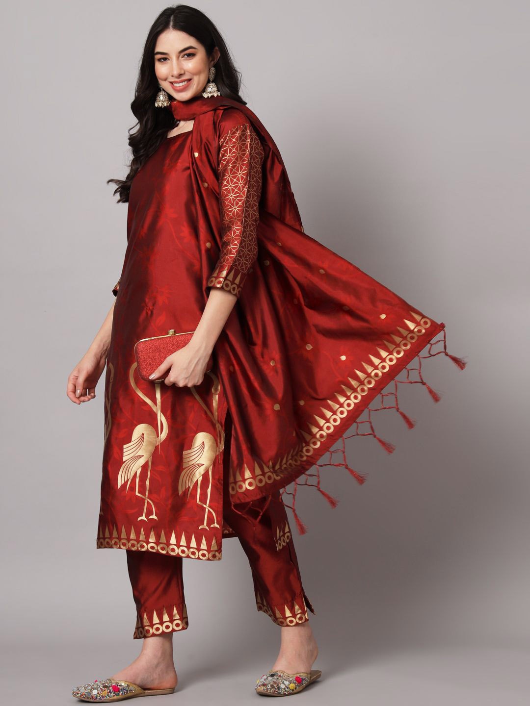 

VredeVogel Ethnic Motifs Woven Design Zari Jacquard Kurta With Trousers & Dupatta, Maroon