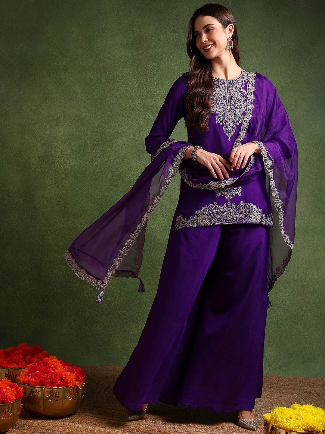 

AHIKA Ethnic Motifs Embroidered Regular Sequinned Straight Kurti with Palazzos & Dupatta, Purple