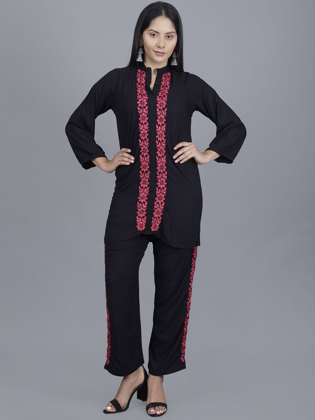 

Rosecloud Women Floral Embroidered Regular Pure Cotton Kurta with Palazzos, Black