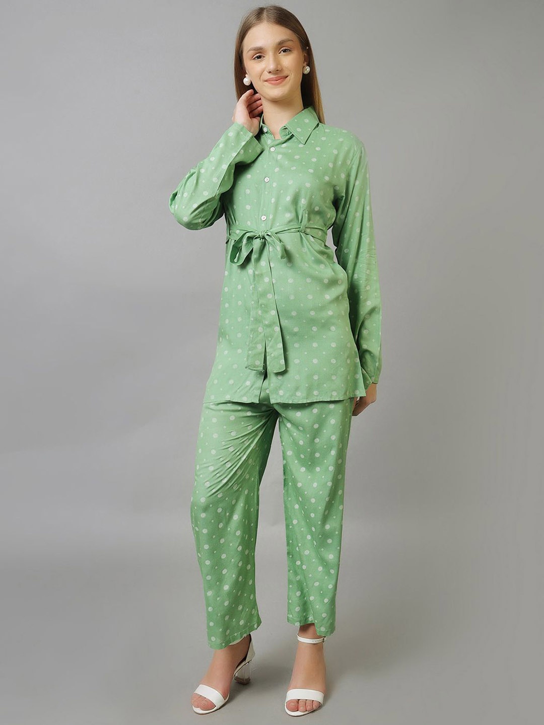 

Softwrap Women Printed Night suit, Green