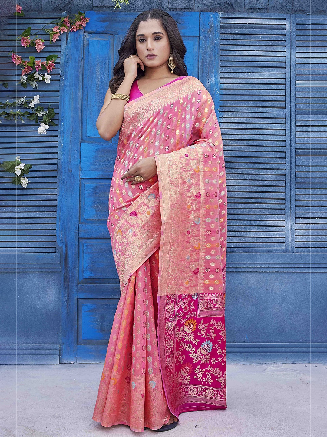 

Krimmple Woven Design ZariBanarasi Saree, Pink