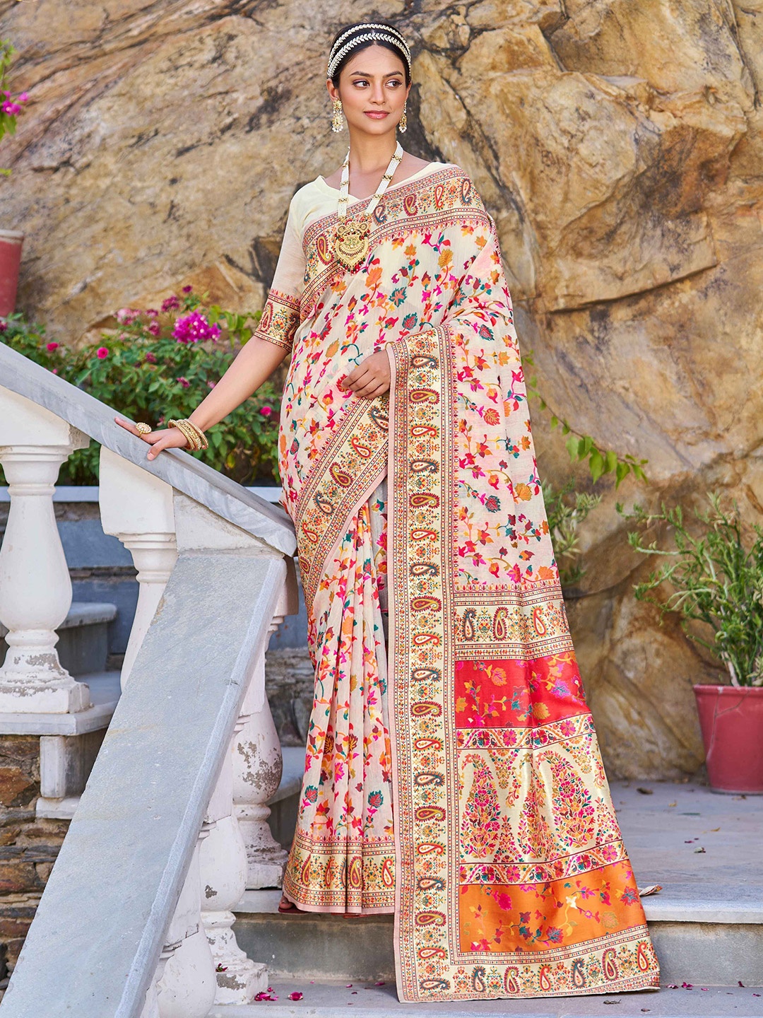 

Krimmple Ethinic Motif Woven Design Festive Saree, White
