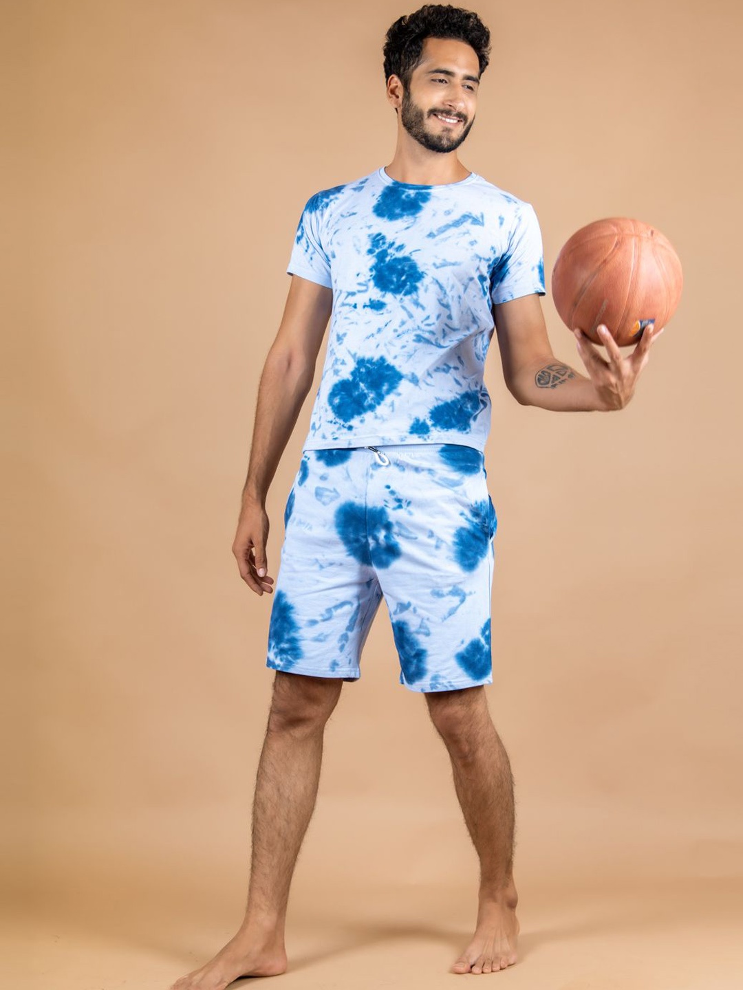 

Tistabene Dyed Short Short T-shirt & Shorts Co-Ords, White