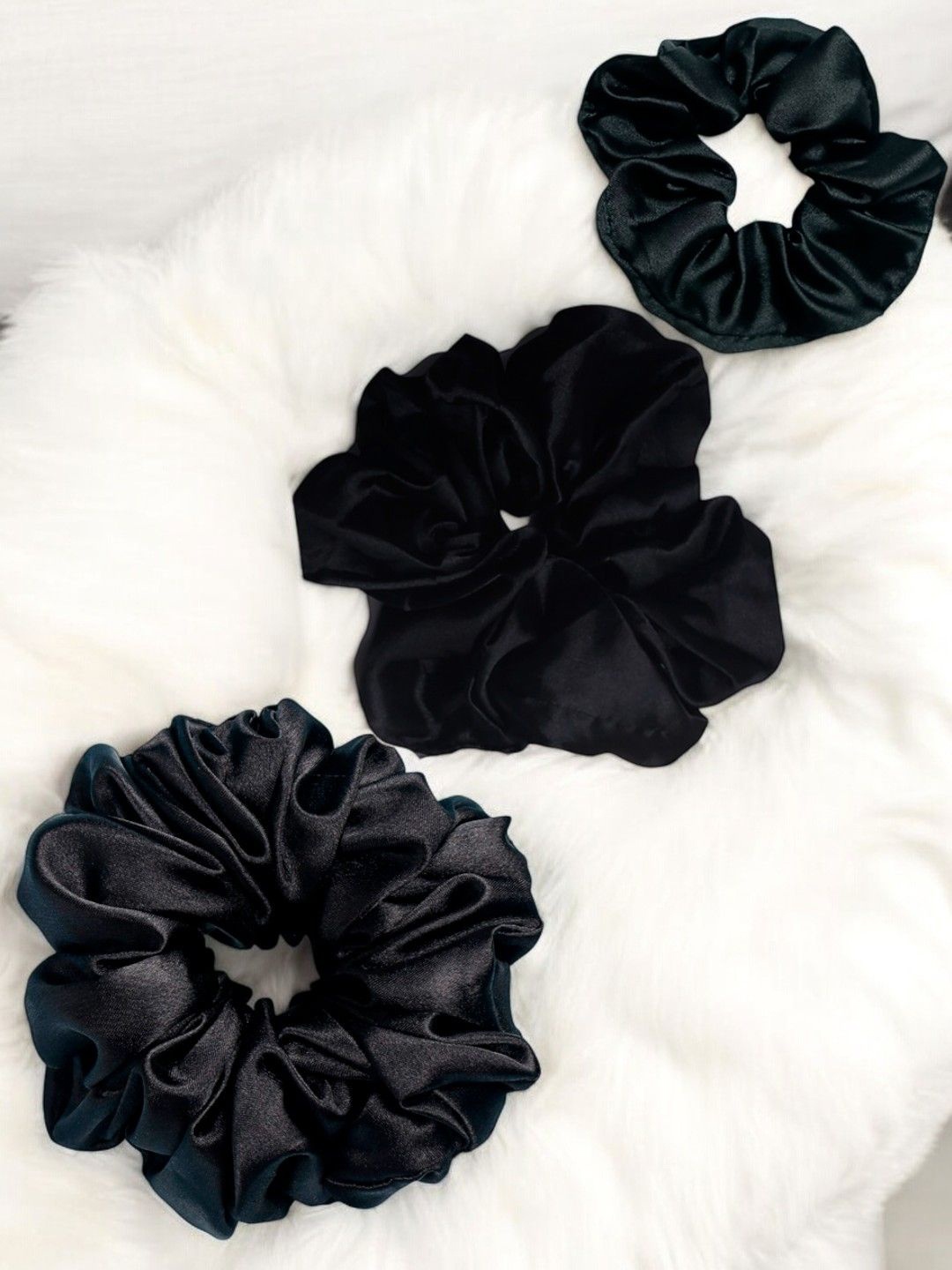 

fabula Set of 3 women Ponytail Holders, Black