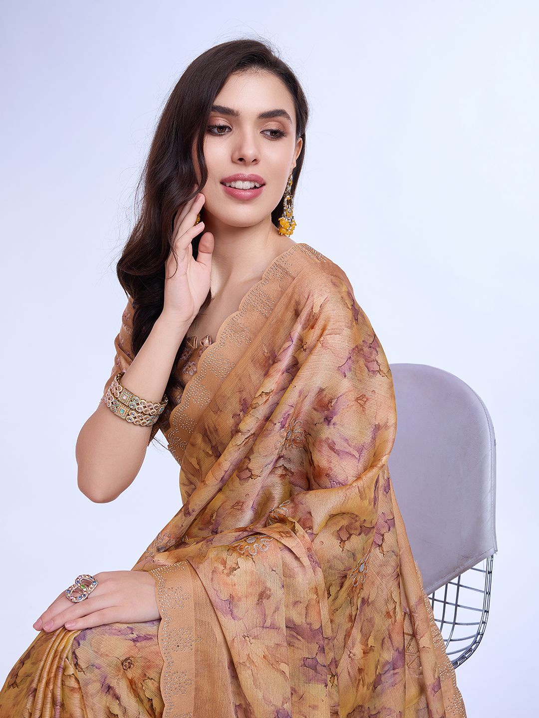 

Mitera Floral Beads and Stones Poly Chiffon Saree, Peach