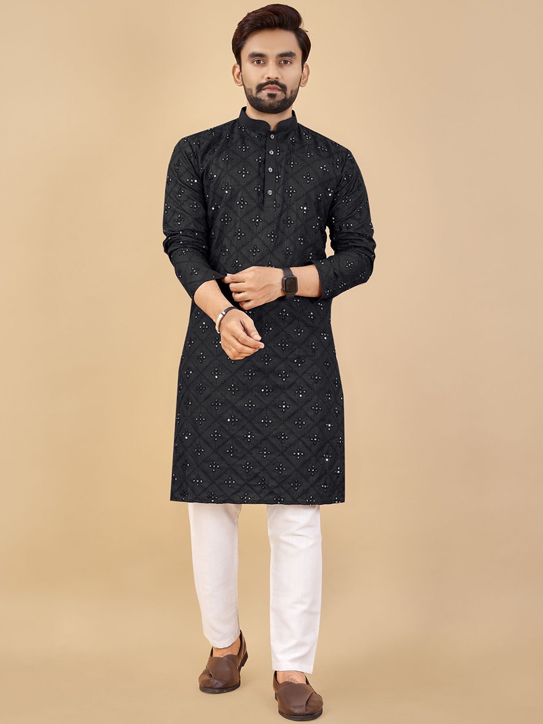 

CHARLOTTE GRACIOUS Floral Embroidered Mandarin Collar Cotton Silk Straight Kurta, Black
