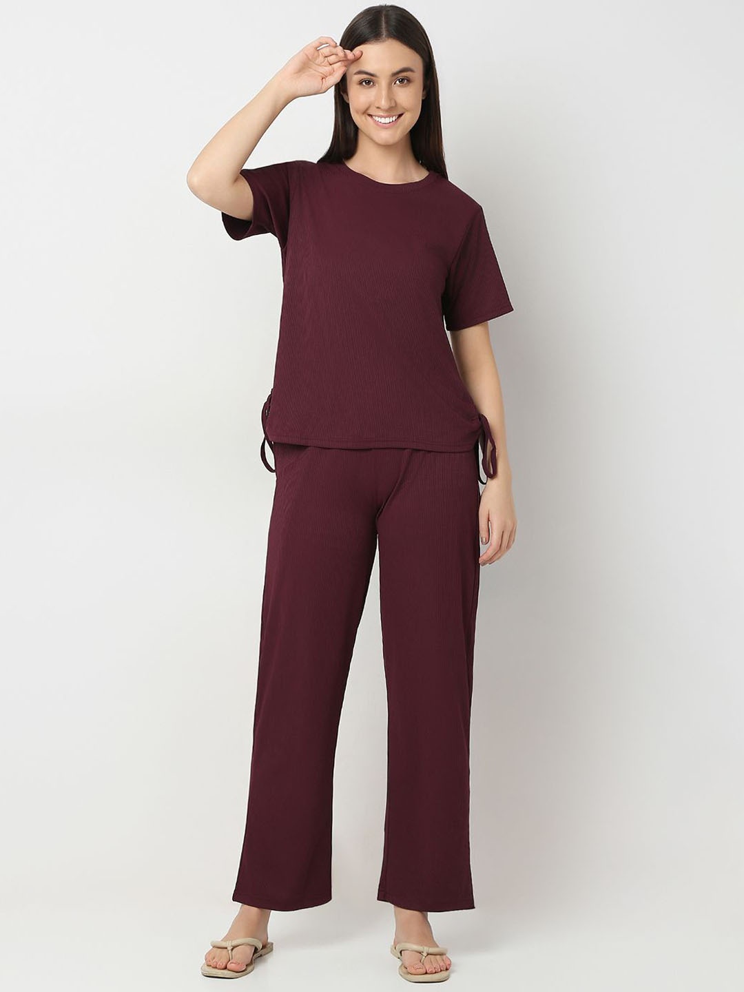 

Smarty Pants Women Night suit, Burgundy