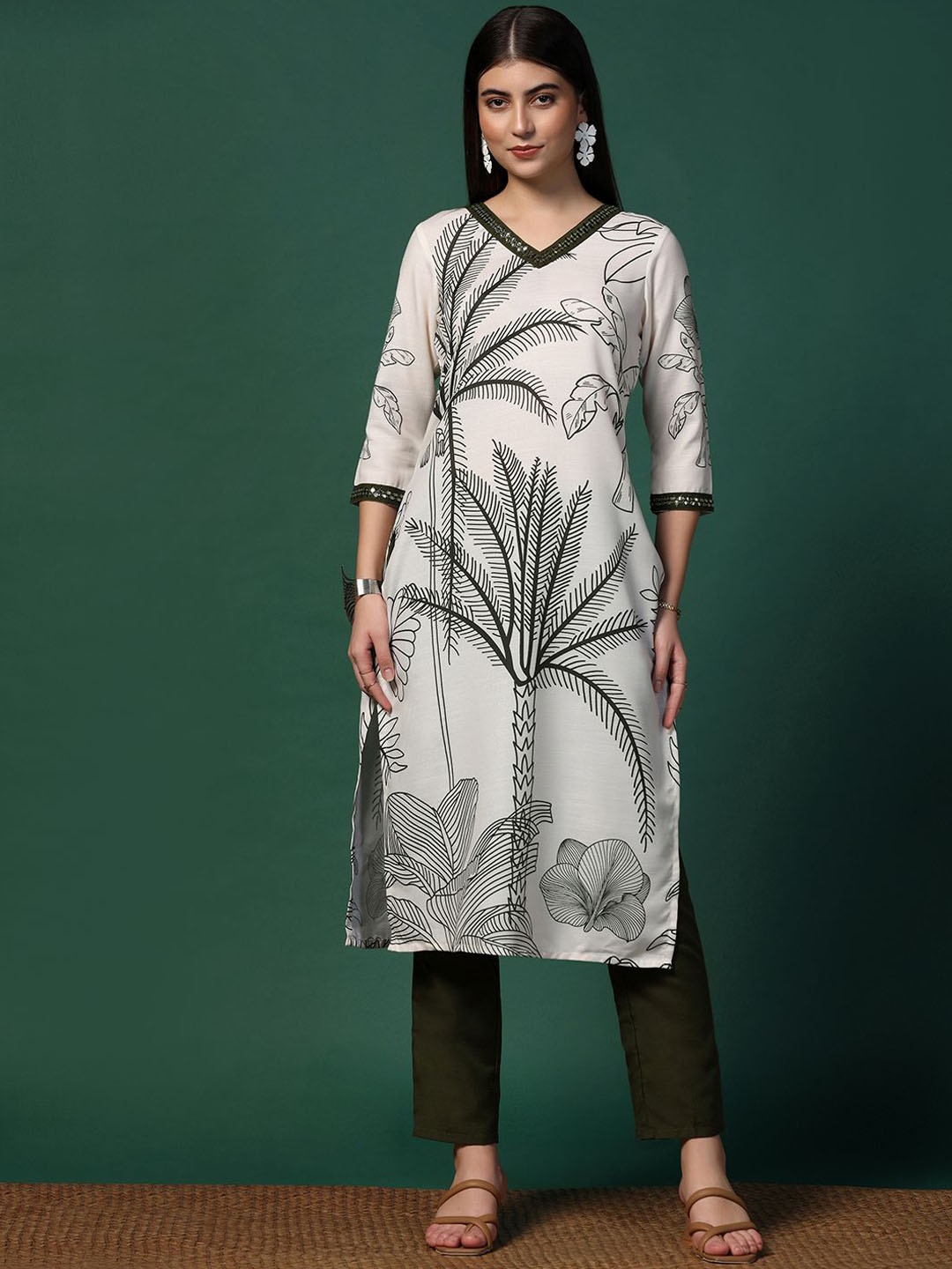 

BAESD Floral Printed Regular Mirror Work Straight Kurta with Trousers, Off white
