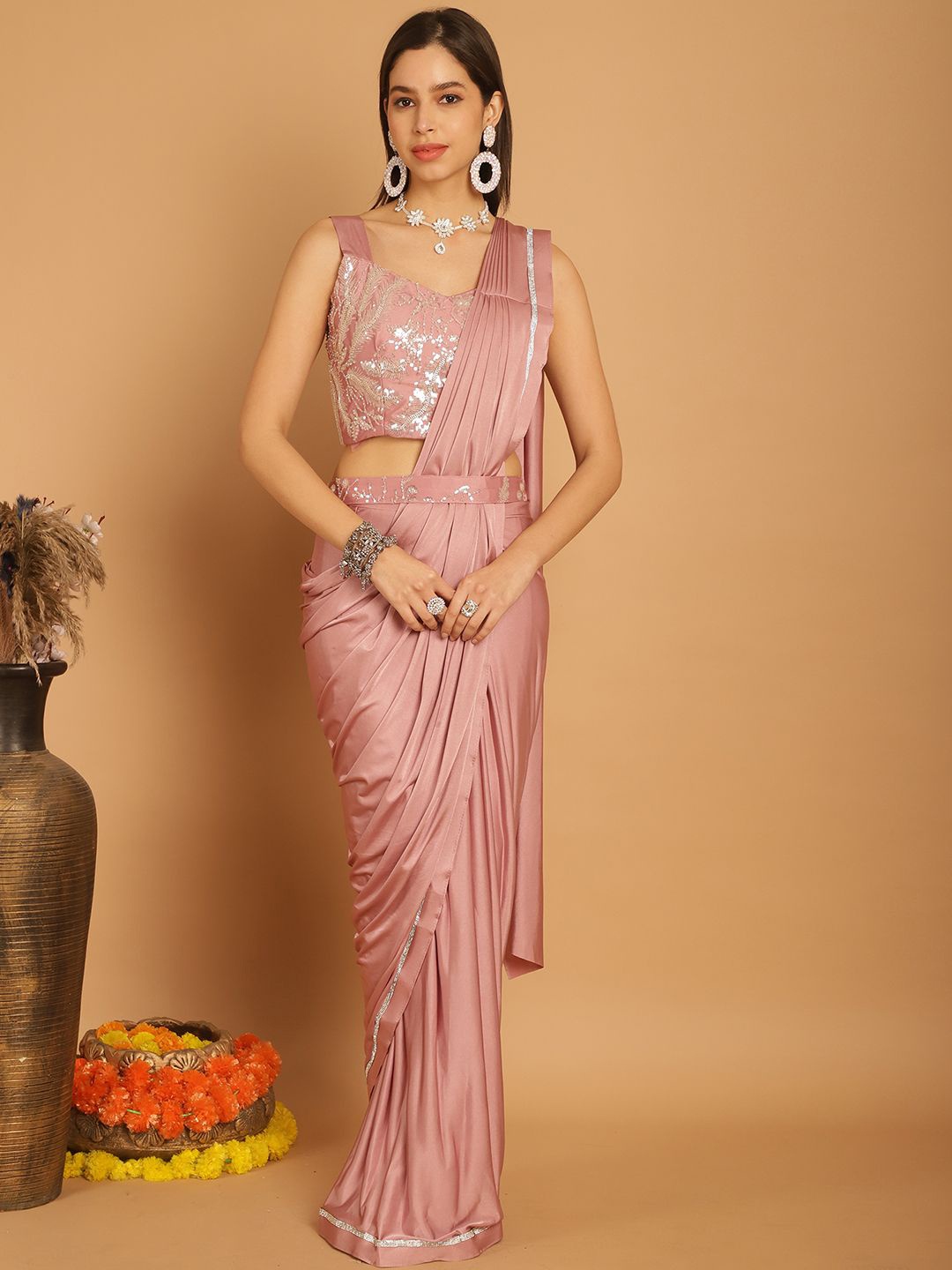 

Mitera Solid Ready to Wear Saree, Peach