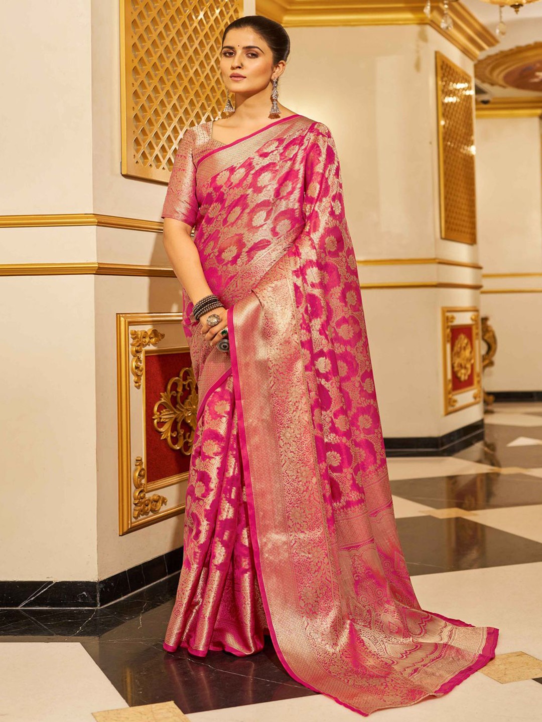 

Krimmple Woven Design Saree With Zari Border, Pink