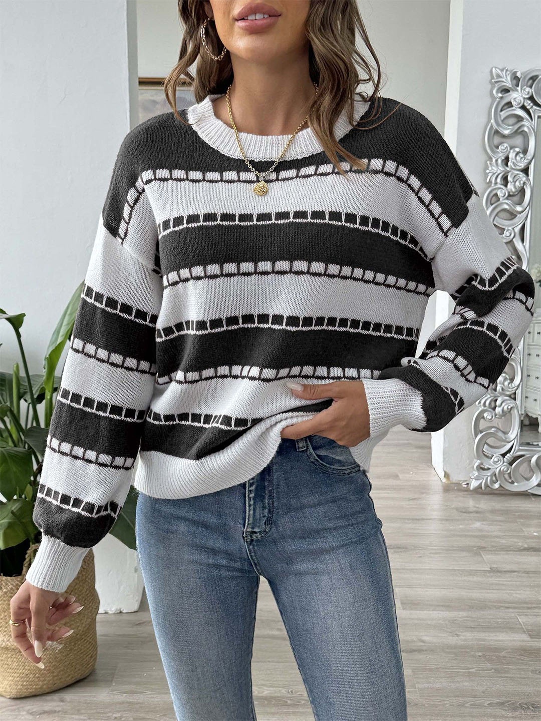 

StyleCast x Revolte Women Striped Pullover Sweaters, Black