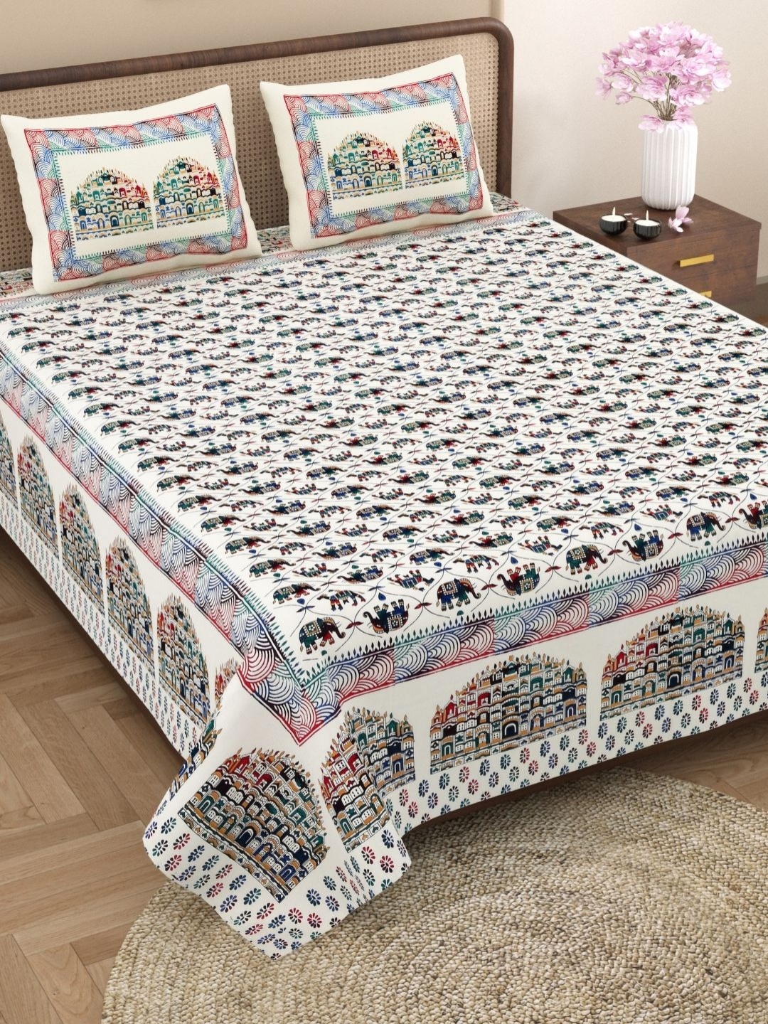 

The Craft Monk White Hawa Mahal Printed 240TC Pure Cotton Double King Bedsheet Set