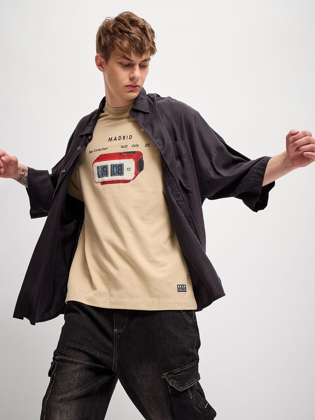 

THE BEAR HOUSE Men Graphic Printed Round Neck Cotton Oversized T-shirt, Beige