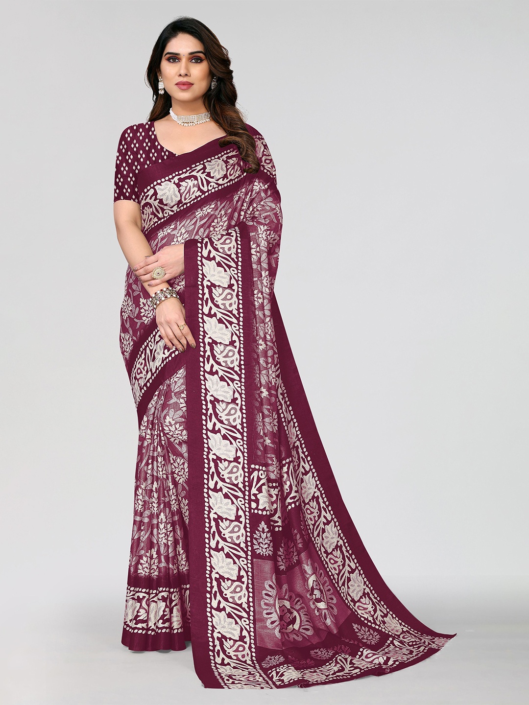 

VIRICA Floral Printed Daily wear Saree, Maroon