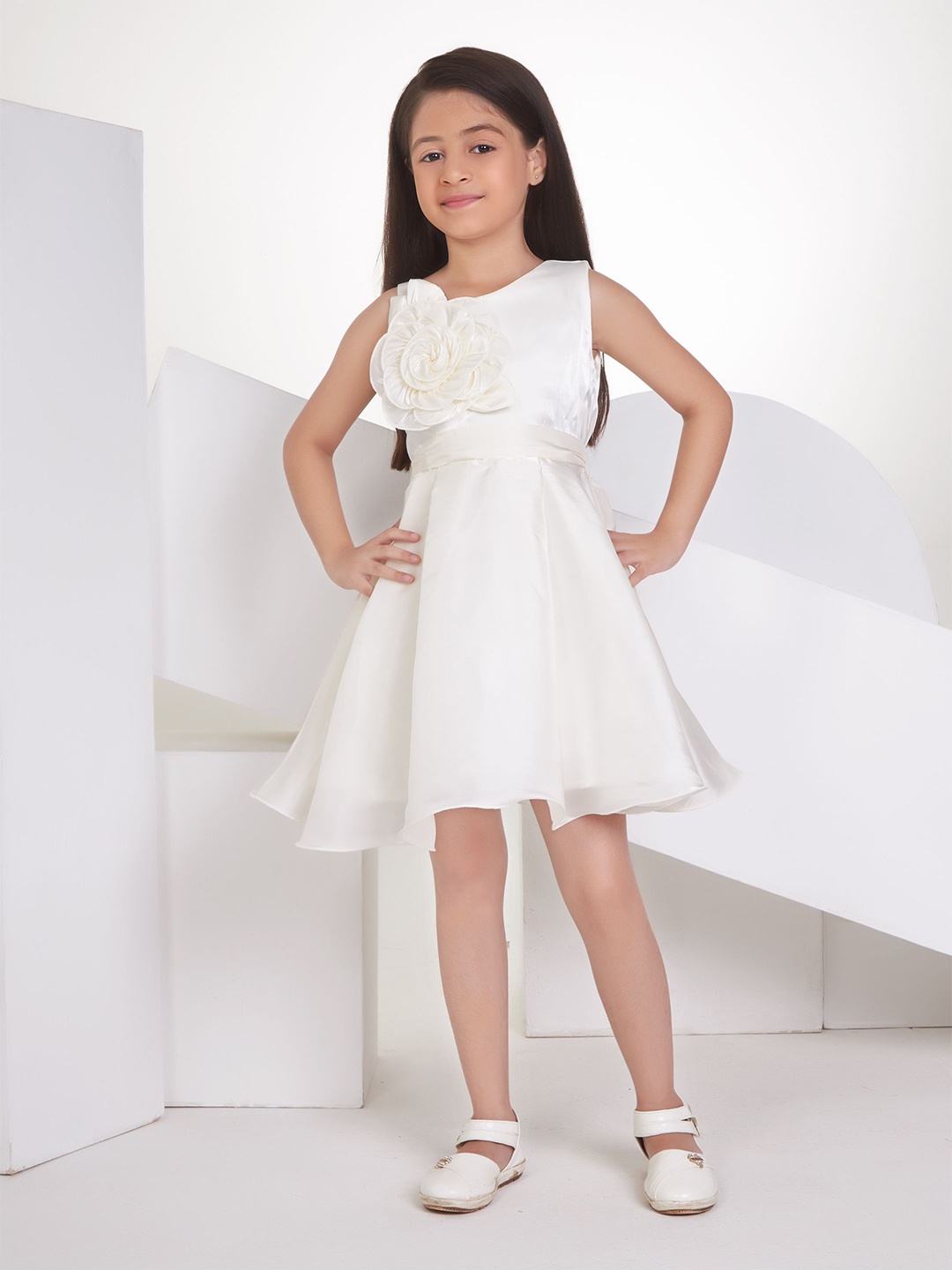 

Peppermint Girls Solid Shoulder Straps Fit & Flare Dress, White