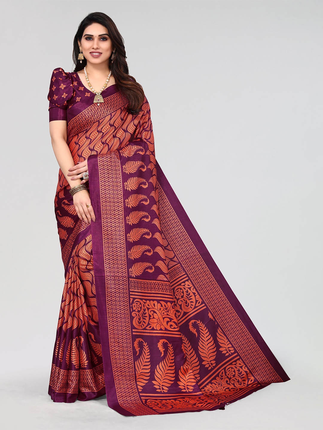 

VIRICA Floral Printed Phulkari Saree, Magenta