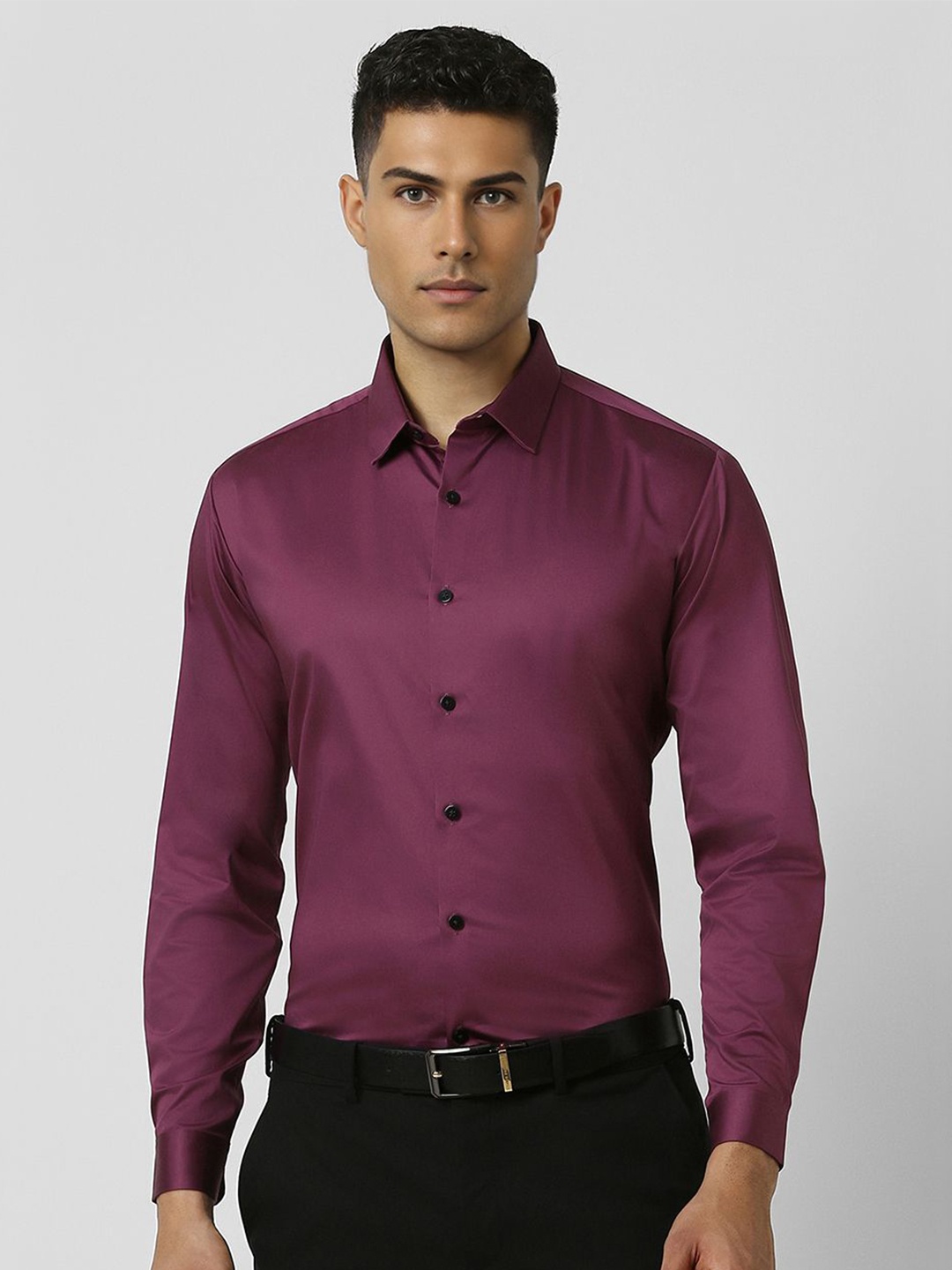 

V Dot Men Spread Collar Solid Cotton Slim Fit Formal Shirt, Purple