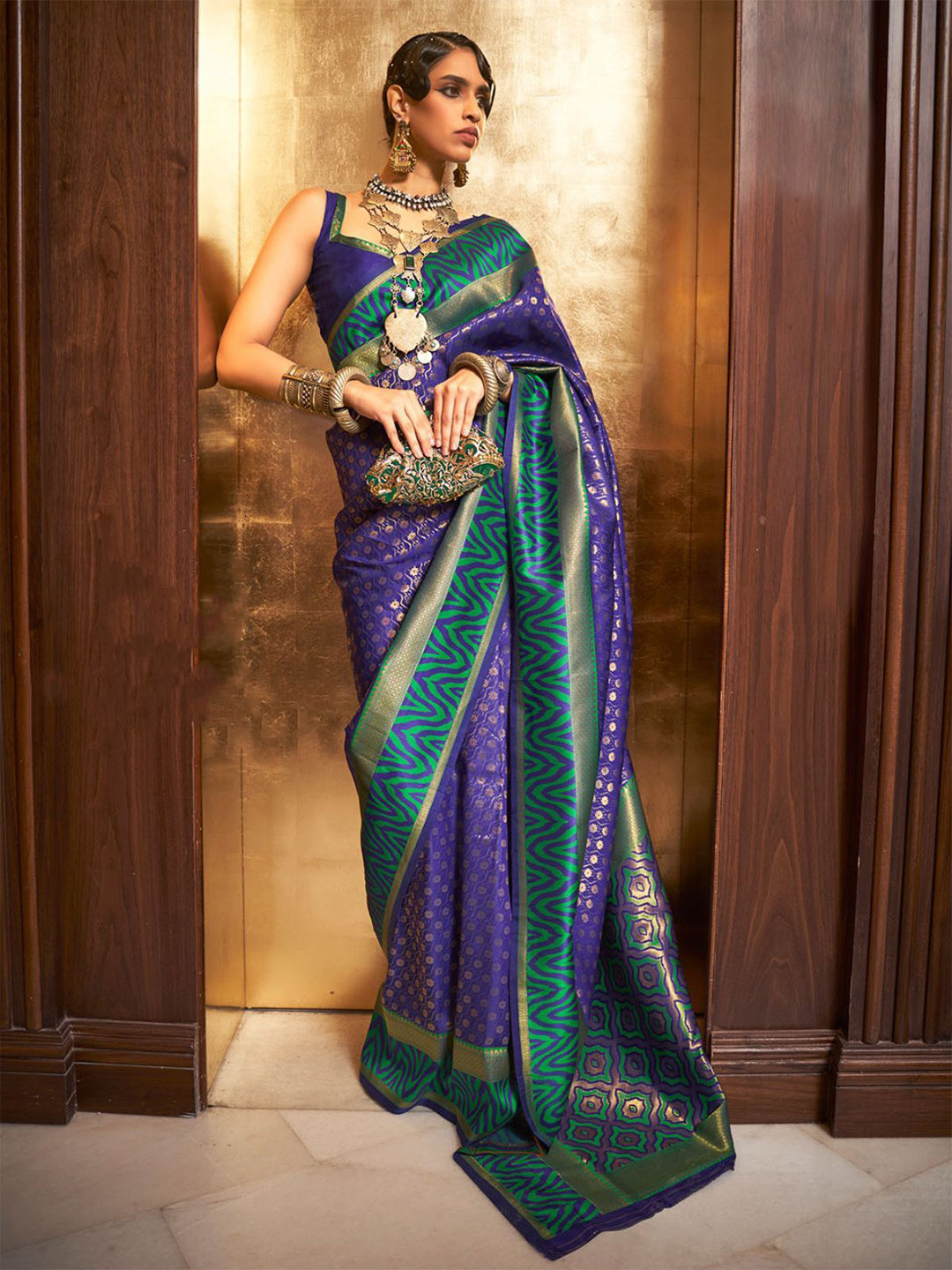 

ODETTE Woven Design Zari Saree, Navy blue