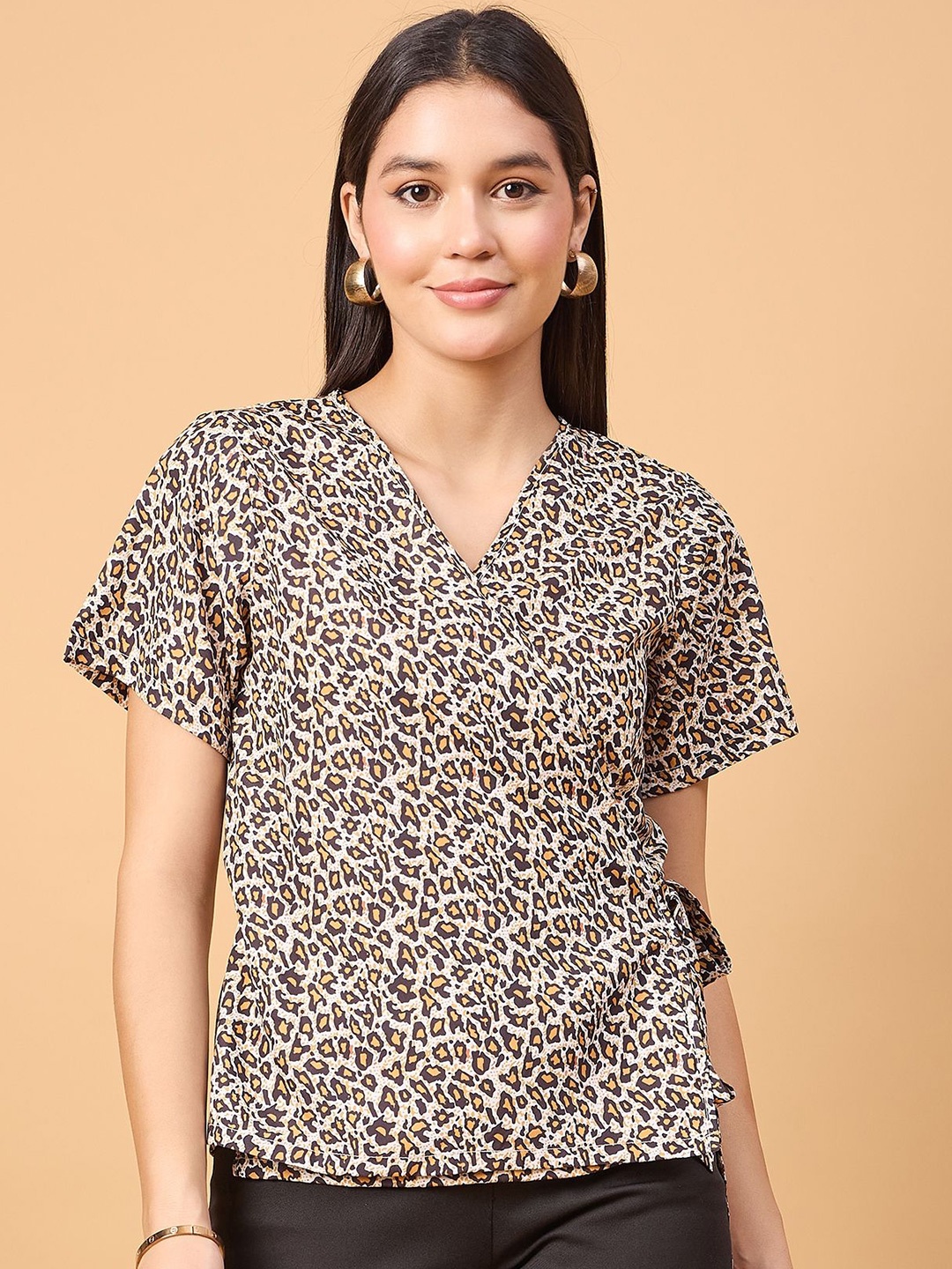 

NEESH Women Animal Printed V-Neck Top, White