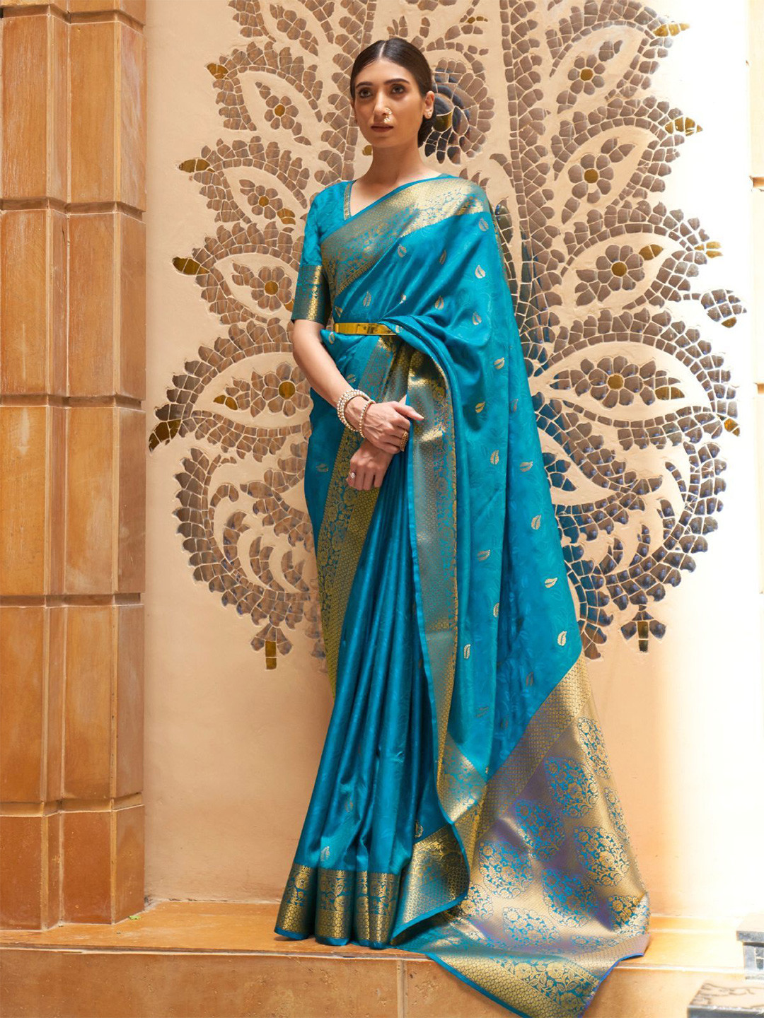 

ODETTE Woven Design Zari Saree, Blue