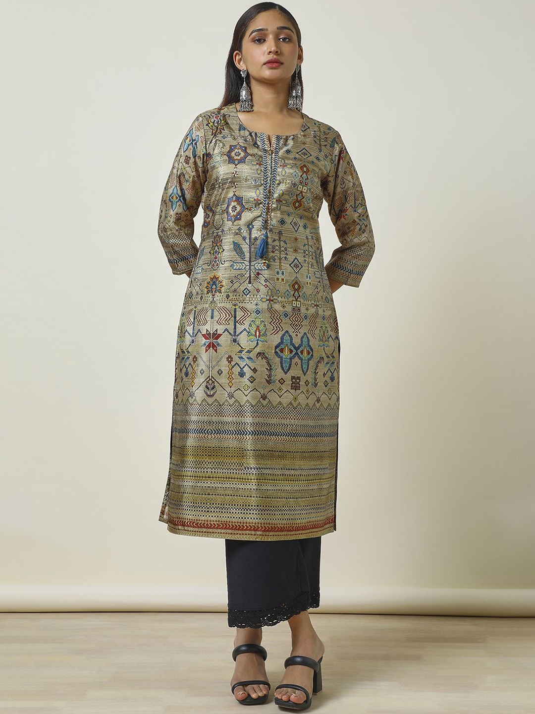 

Soch Biege Ethnic Motifs Printed Notch Neck Sequinned Straight Kurta, Beige