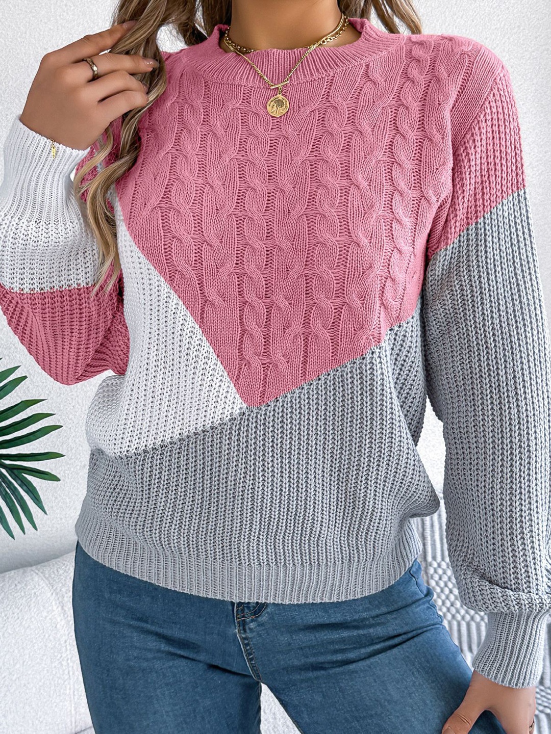 

StyleCast x Revolte Women Colourblocked Pullover, Pink