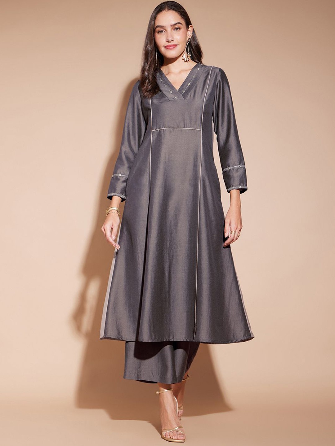 

Pink Fort Colourblocked Mirror Work A-Line Kurta with Trousers, Grey