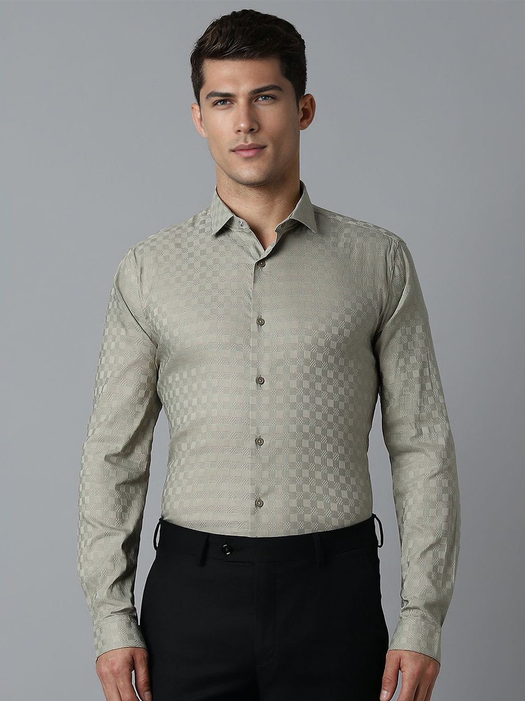 

Louis Philippe Sport Men Super Spread Collar Checked Cotton Slim Fit Formal Shirt, Olive