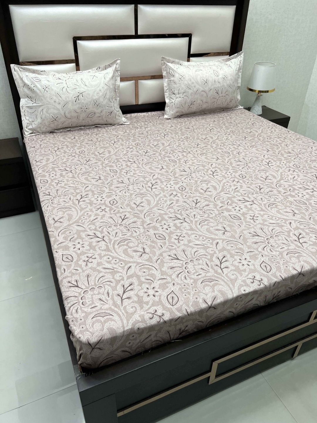 

Pure Decor Cotton King Size Double Bedsheet With 2 Pillow Covers 2.74m X 2.74m, Grey